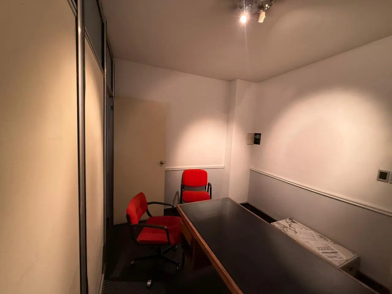 Oficina en venta y alquiler en San Nicolás, CABA 2