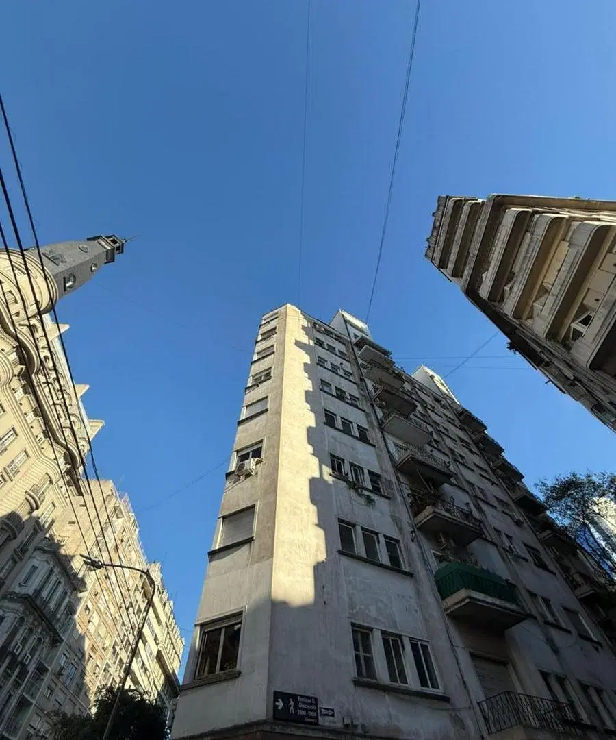 Departamento en venta de 3 ambientes en Centro con balcón 3