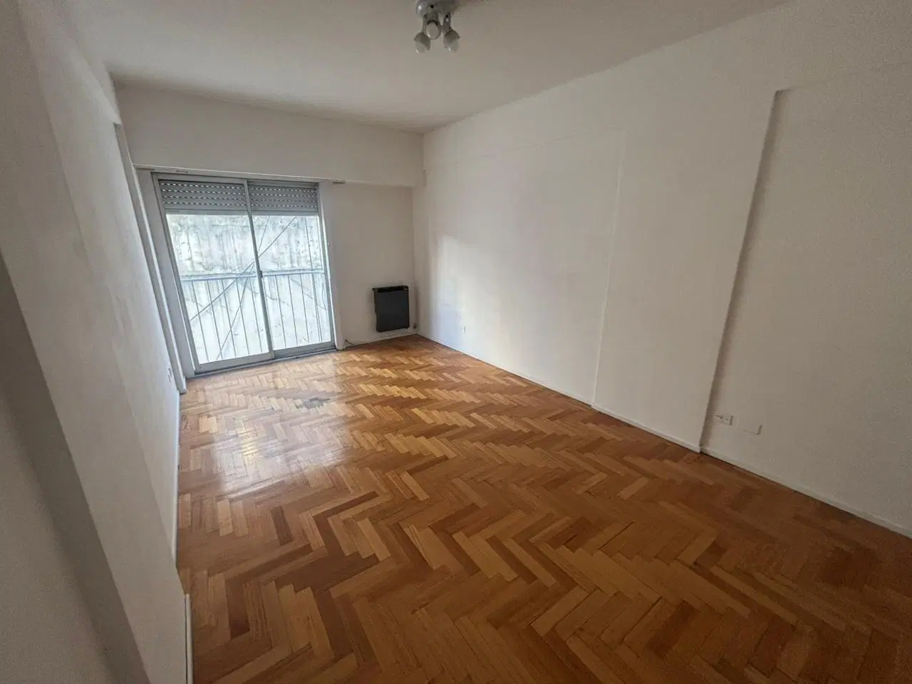 Departamento en alquiler en San Nicolás con palier privado 2