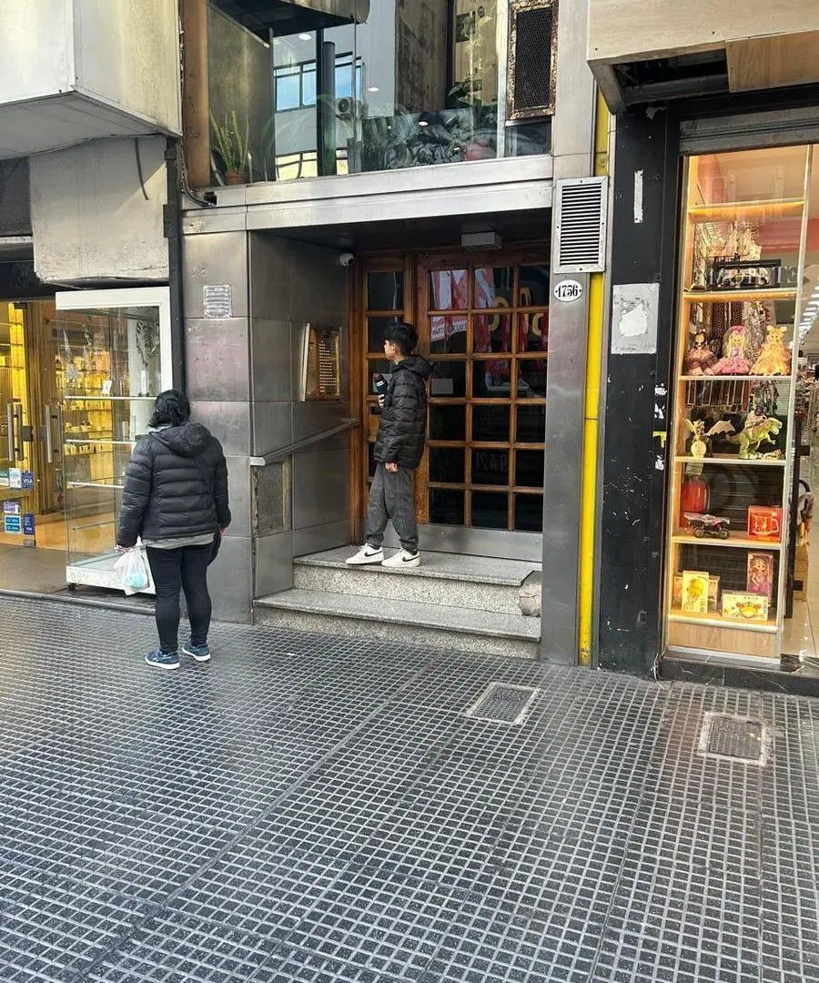 Departamento con balcon en San Nicolás 5