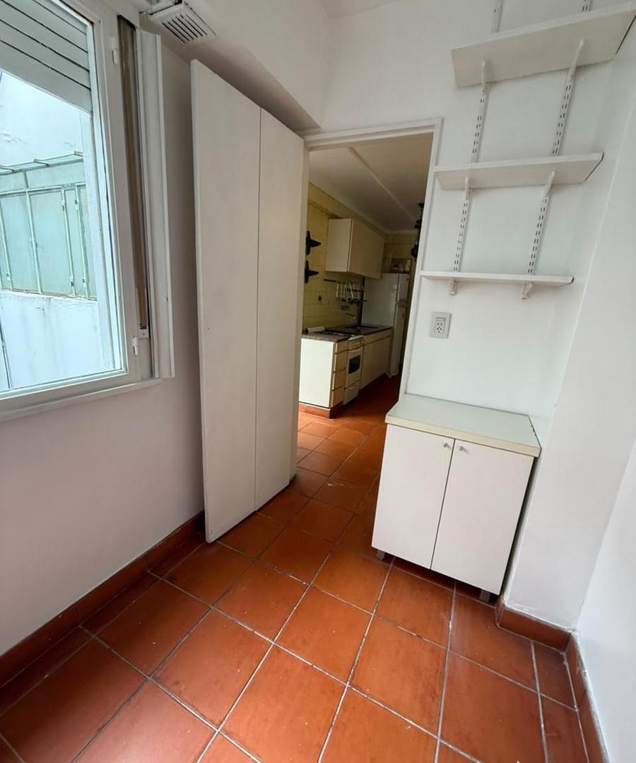 Foto de Departamento en Alquiler 4 Ambientes en Recoleta, Amplio y Luminoso, imagen 2