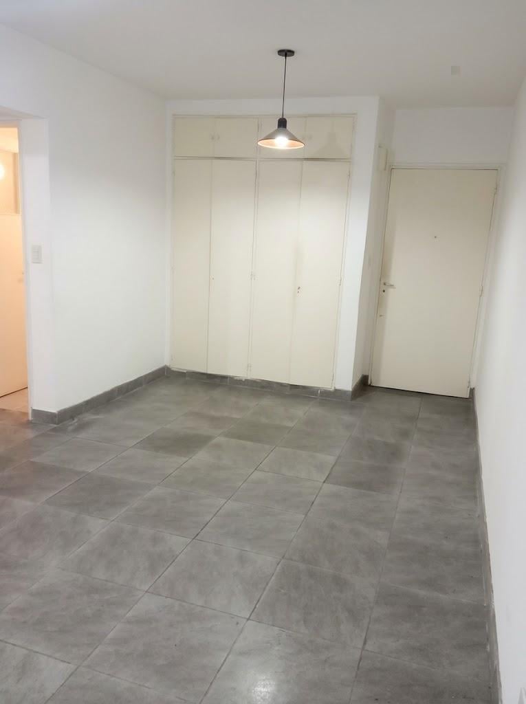 Foto de Monoambiente en Alquiler en San Nicolás, Con Patio, imagen 4