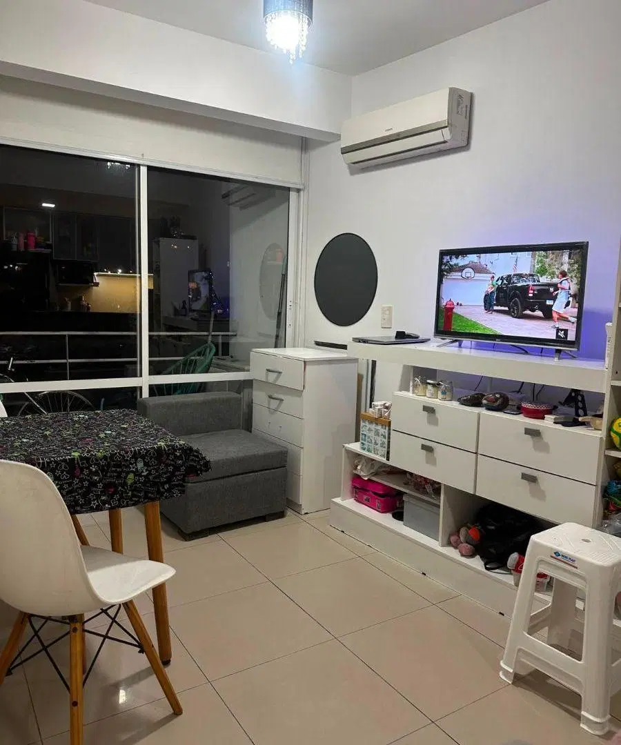 2 amb. luminoso en Almagro · Balcón, AA y cocina equipada 1