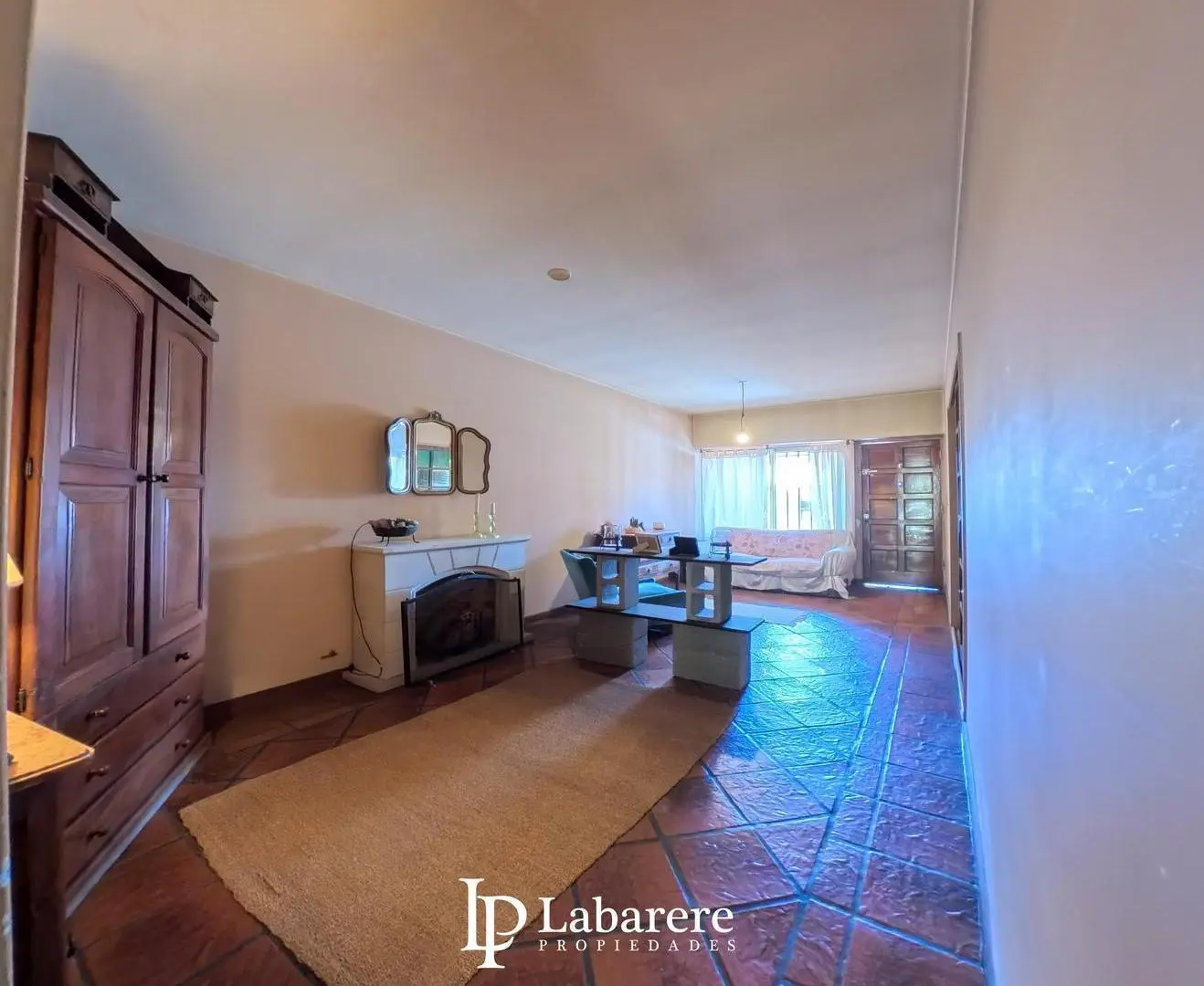 Casa en Villa Sarmiento, cuatro ambientes. 4