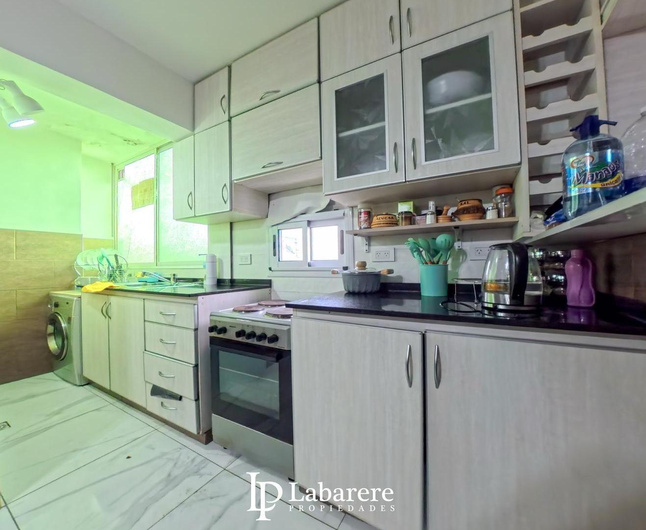 Foto de Departamento en venta en Villa Celina – 3 ambientes refaccionado con, imagen 3