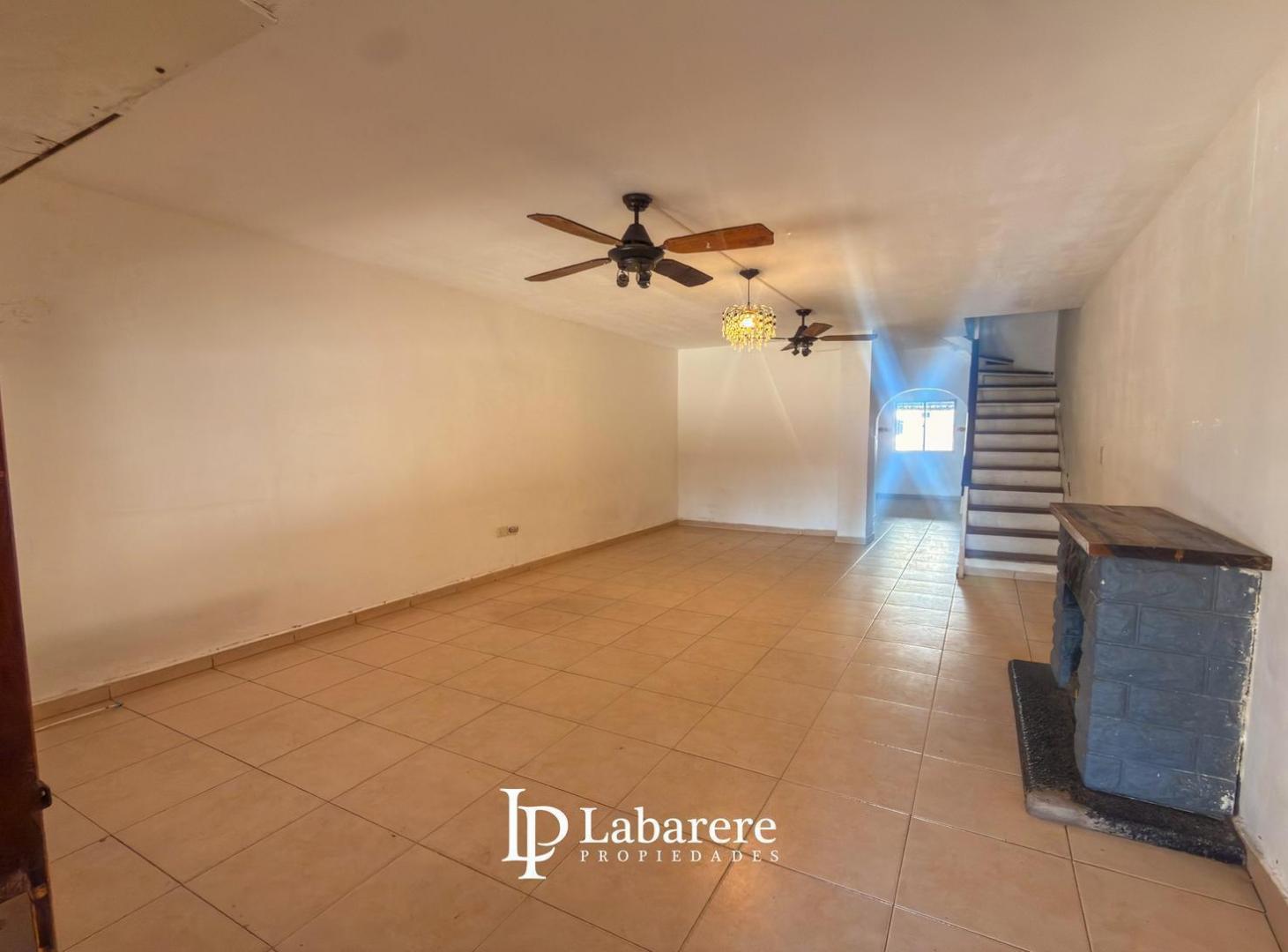 Foto de Dúplex 4 ambientes en venta en Ramos Mejía – 3 dormitorios, cochera y, imagen 4