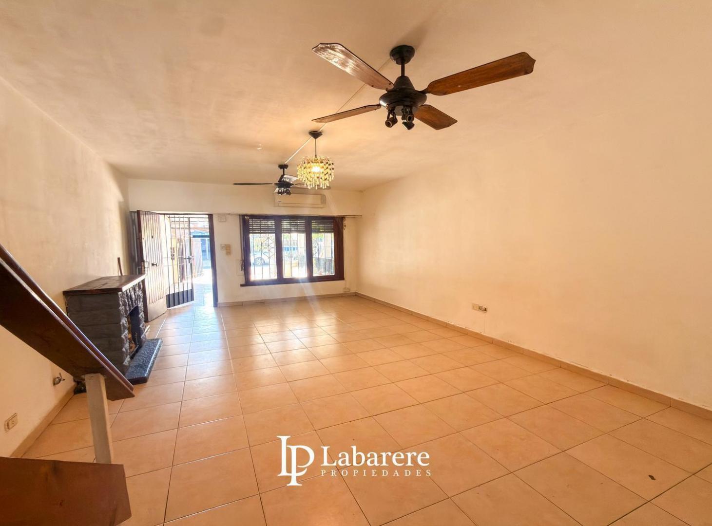 Foto de Dúplex 4 ambientes en venta en Ramos Mejía – 3 dormitorios, cochera y, imagen 5