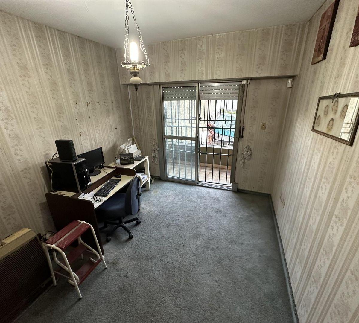 Venta Casa con Fondo Mataderos 1