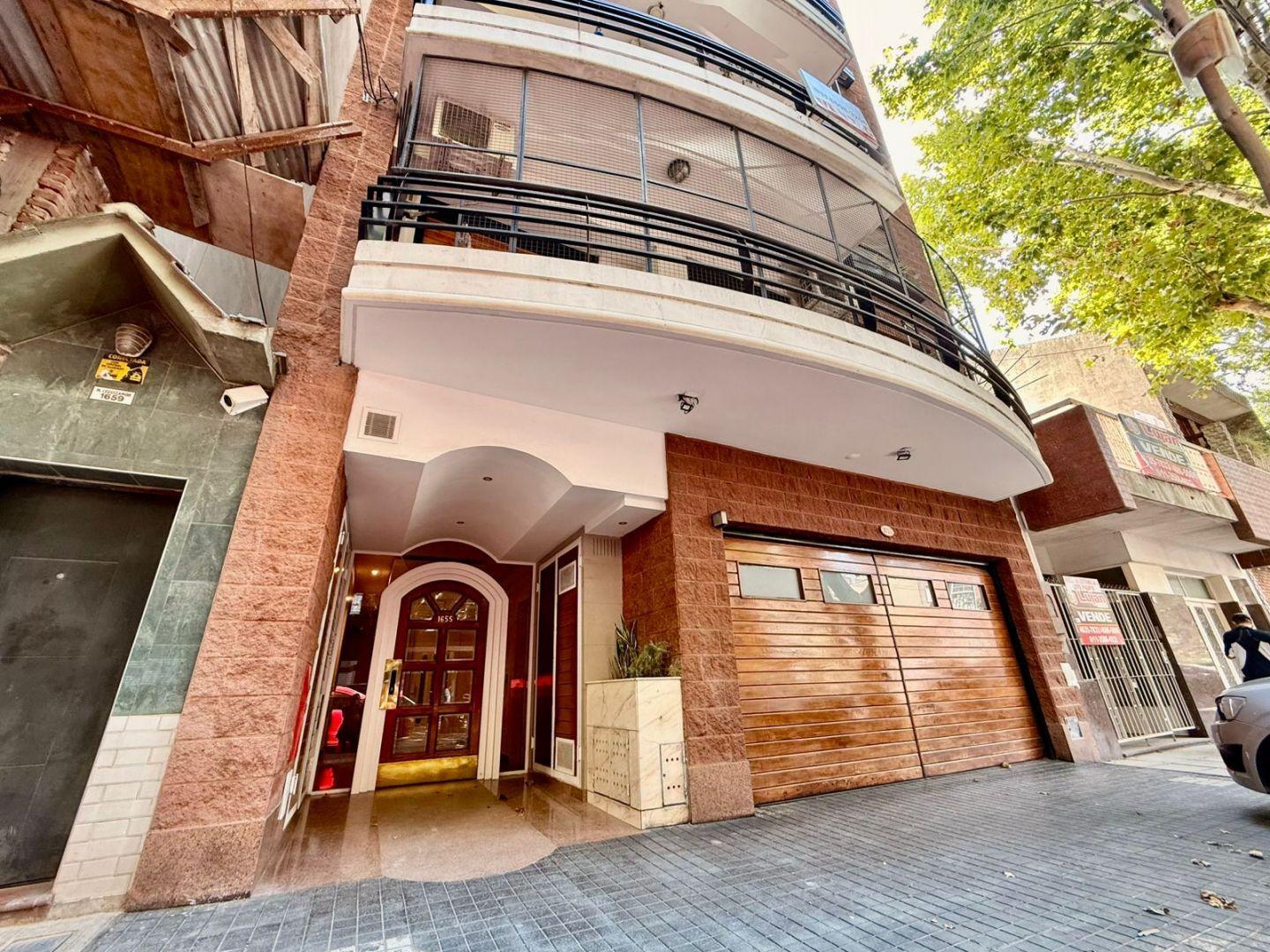 VENTA DEPARTAMENTO 3 AMBIENTES CON COCHERA EN MATADEROS