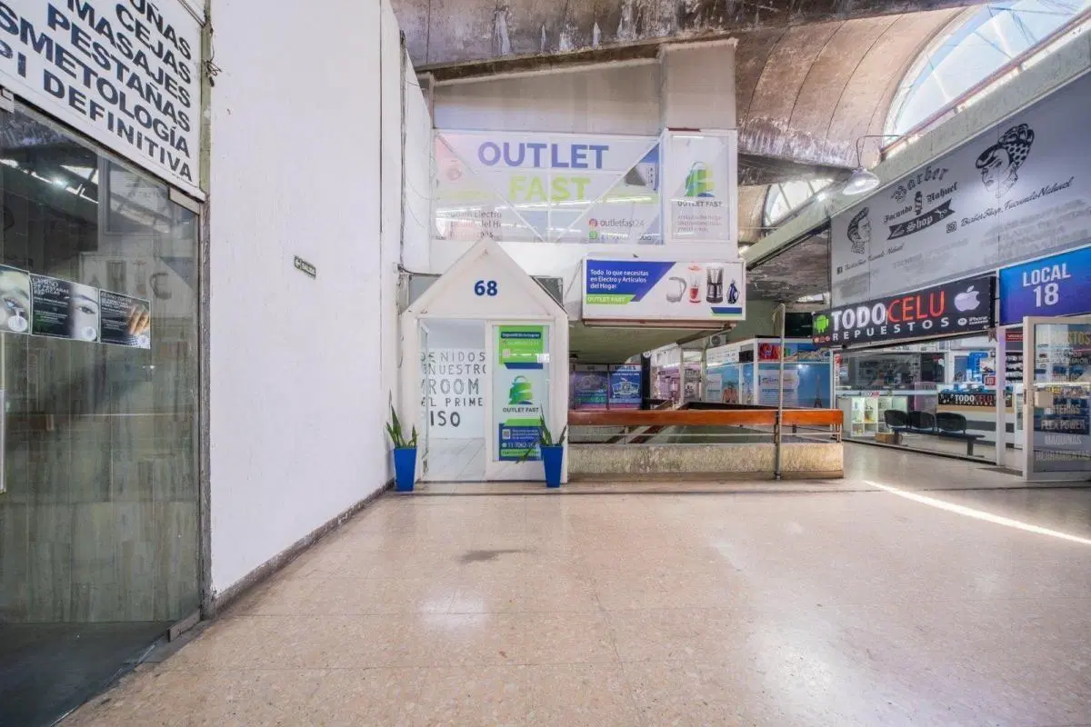 VENTA LOCAL 200 MTS GALERIA CREDITO LINIERS 3