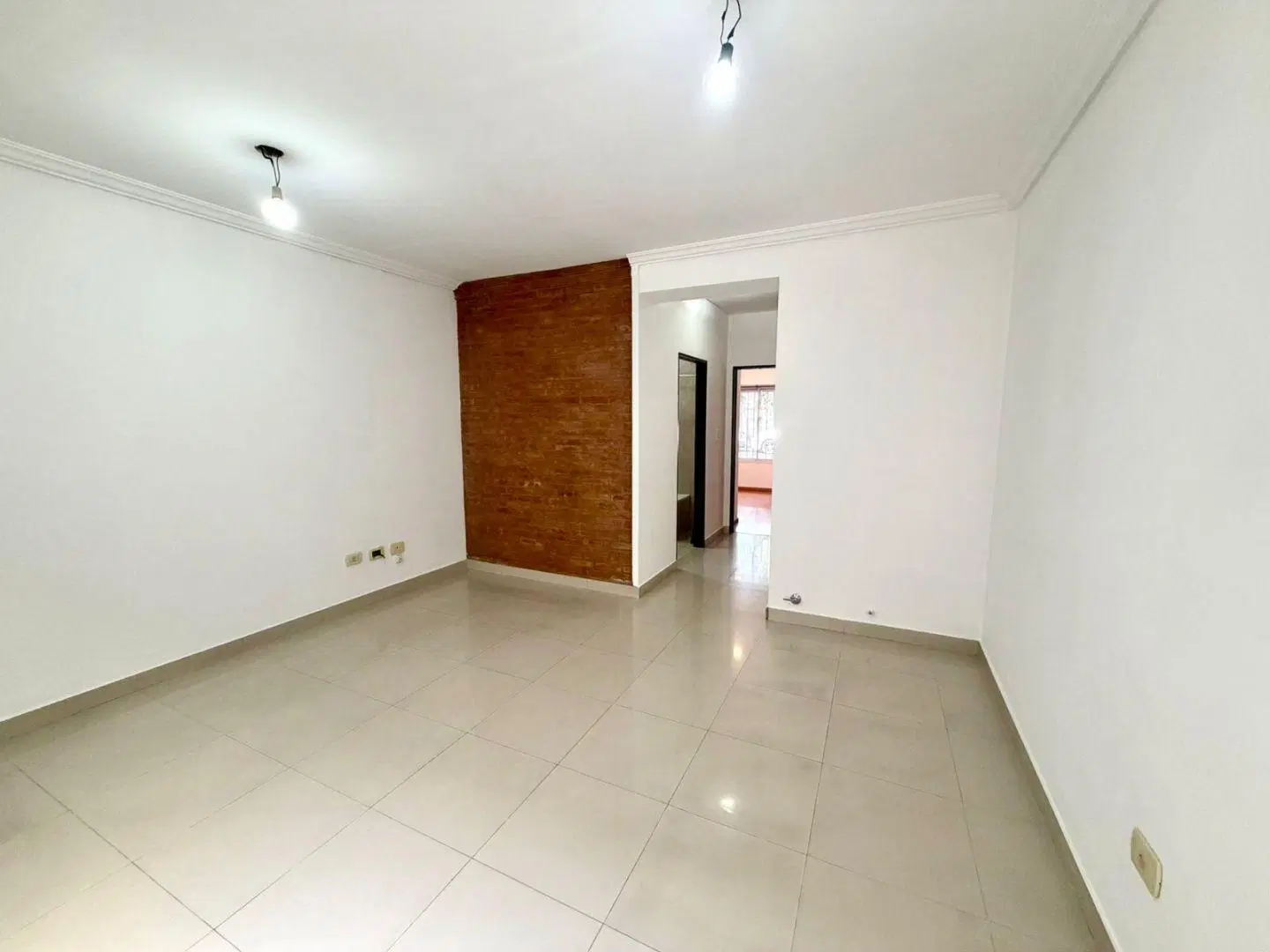 Alquiler Departamento 2 ambientes con patio, en Liniers 5