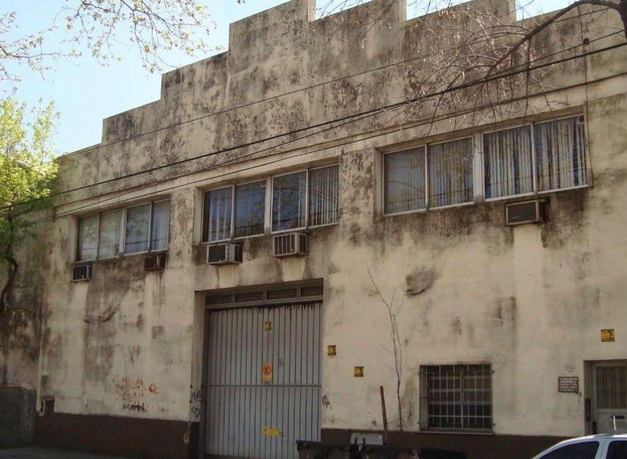 Alquiler Galpón en Barracas, CABA