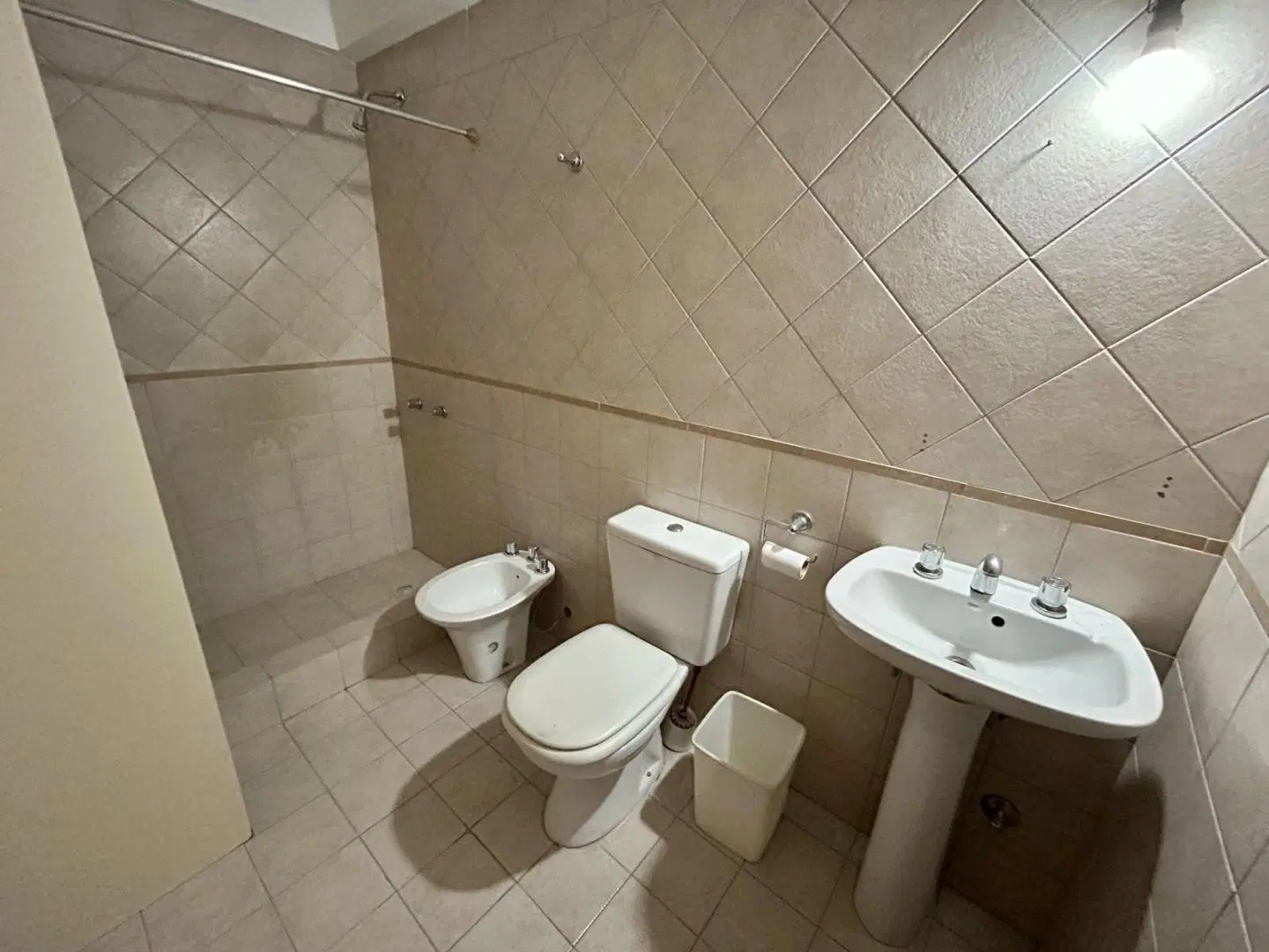 DEPARTAMENTO DOS AMBIENTES EN ALQUILER EN CABALLITO 3