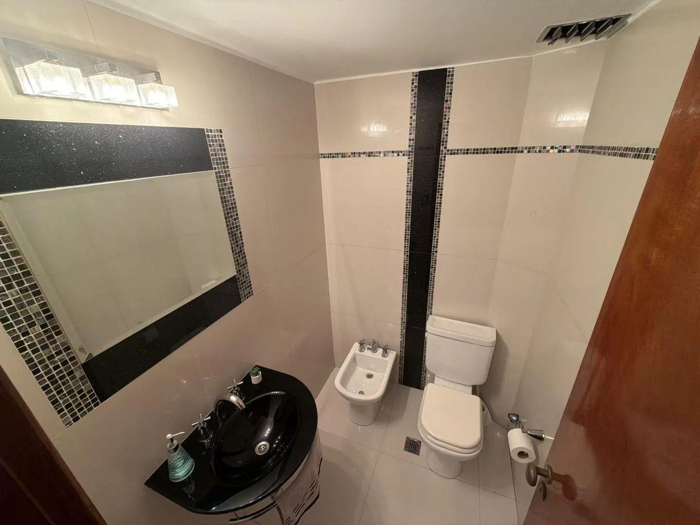 Venta triplex Liniers 5
