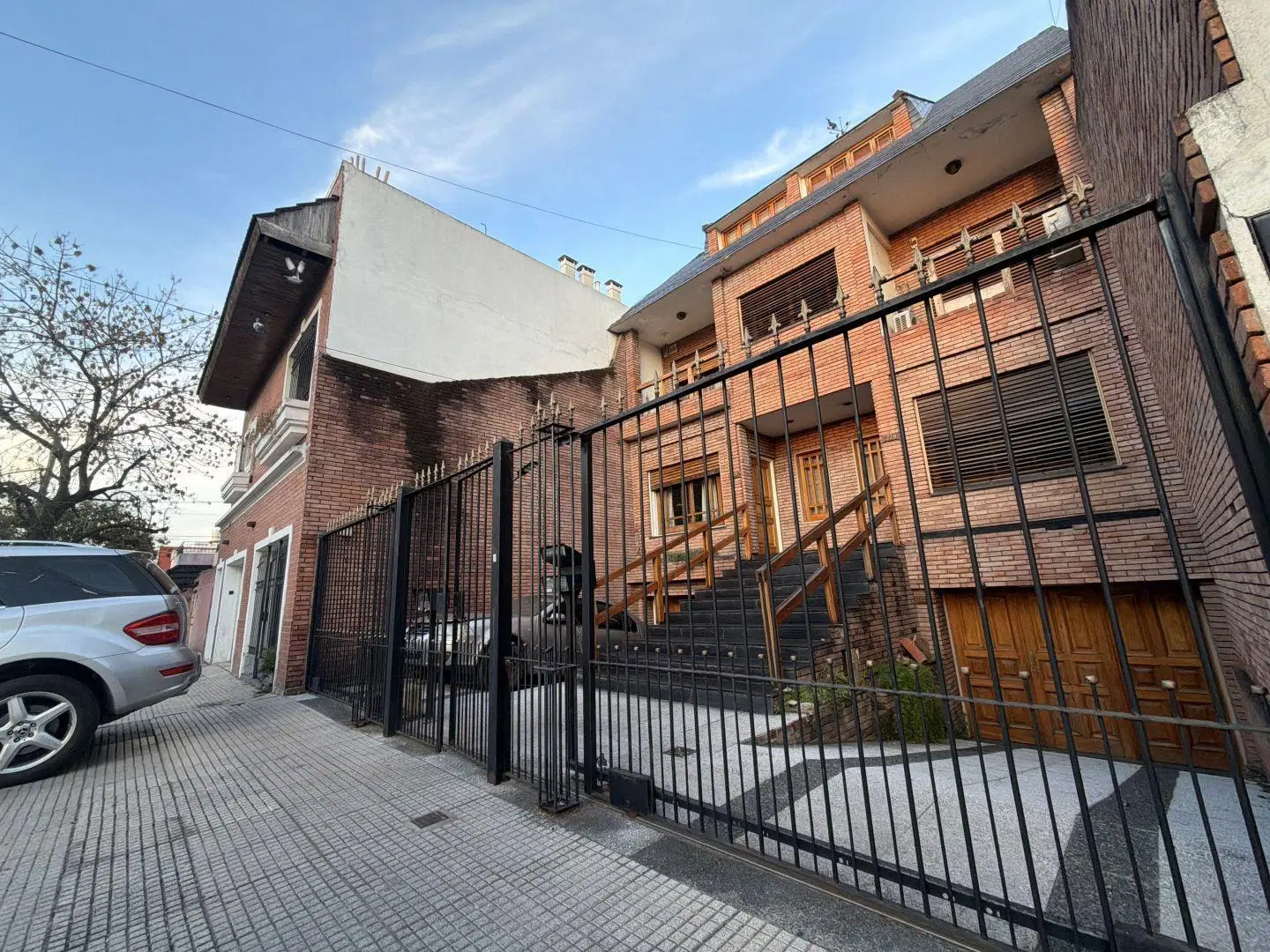 Venta triplex Liniers 4