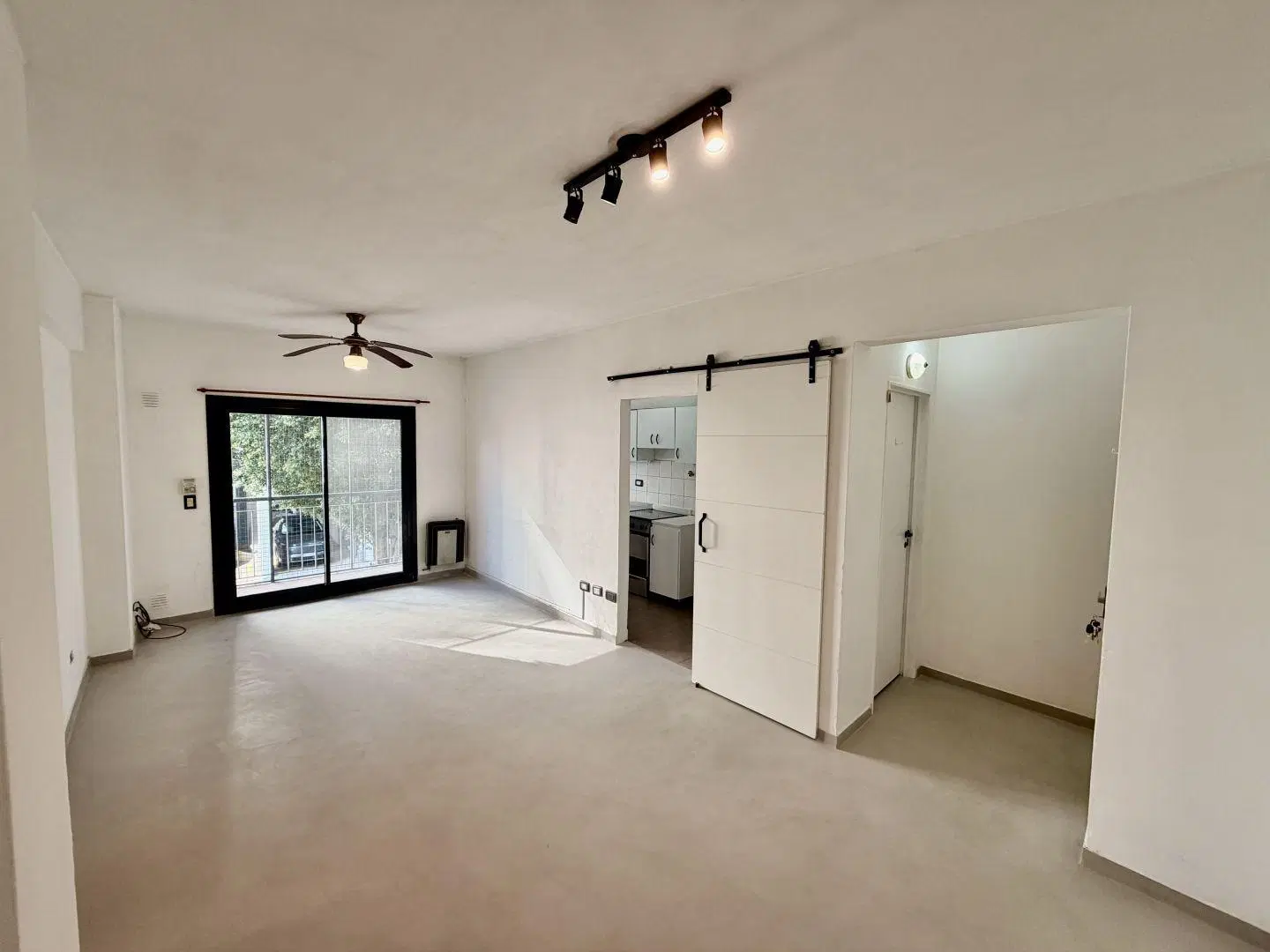 departamento 4 ambientes en alquiler , Villa luro 1