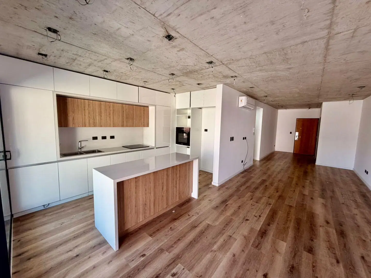 Alquiler Departamento 4 Ambientes con Cochera, Liniers 2