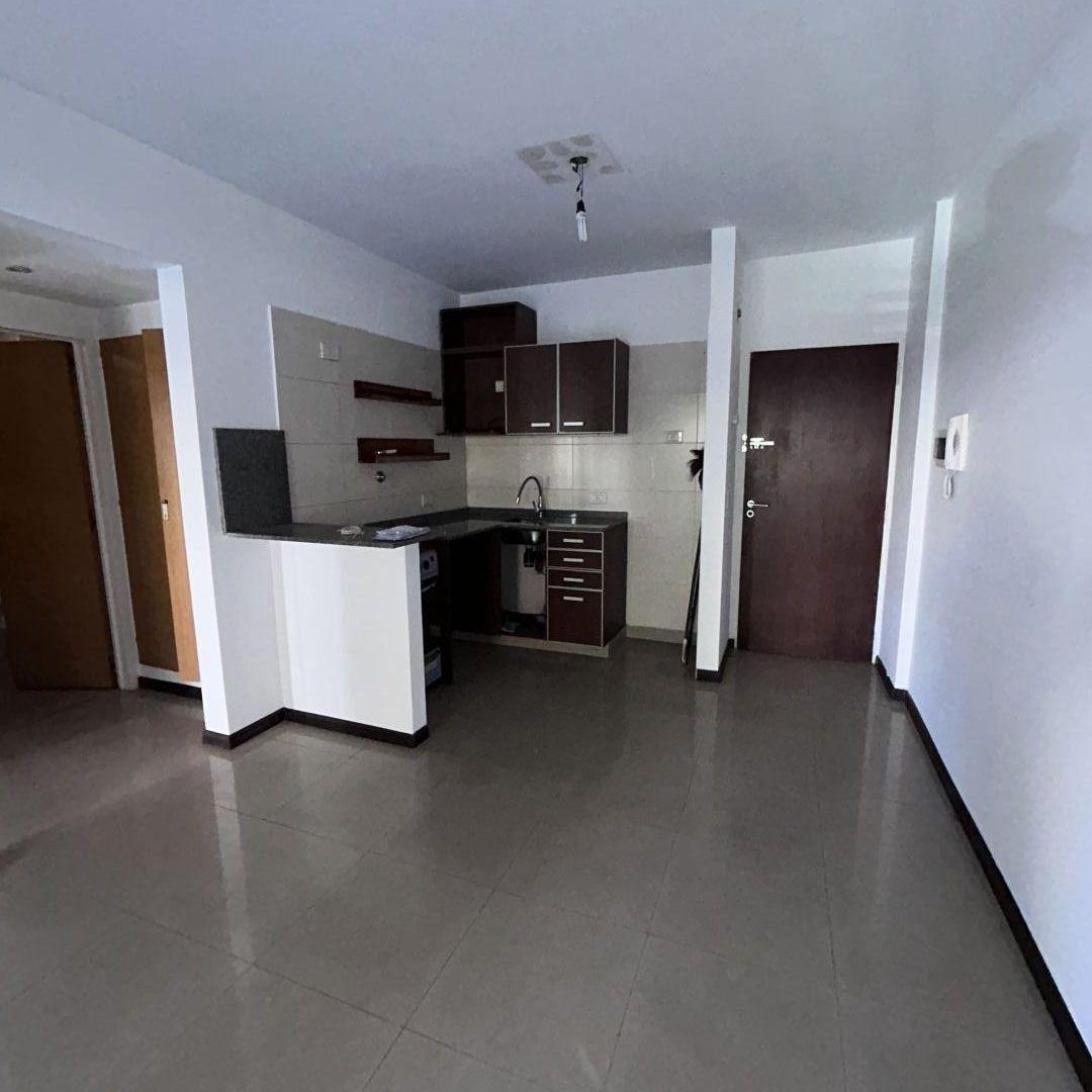 Foto de DEPARTAMENTO 2 AMBIENTES CENTRO DE CABALLITO, imagen 5