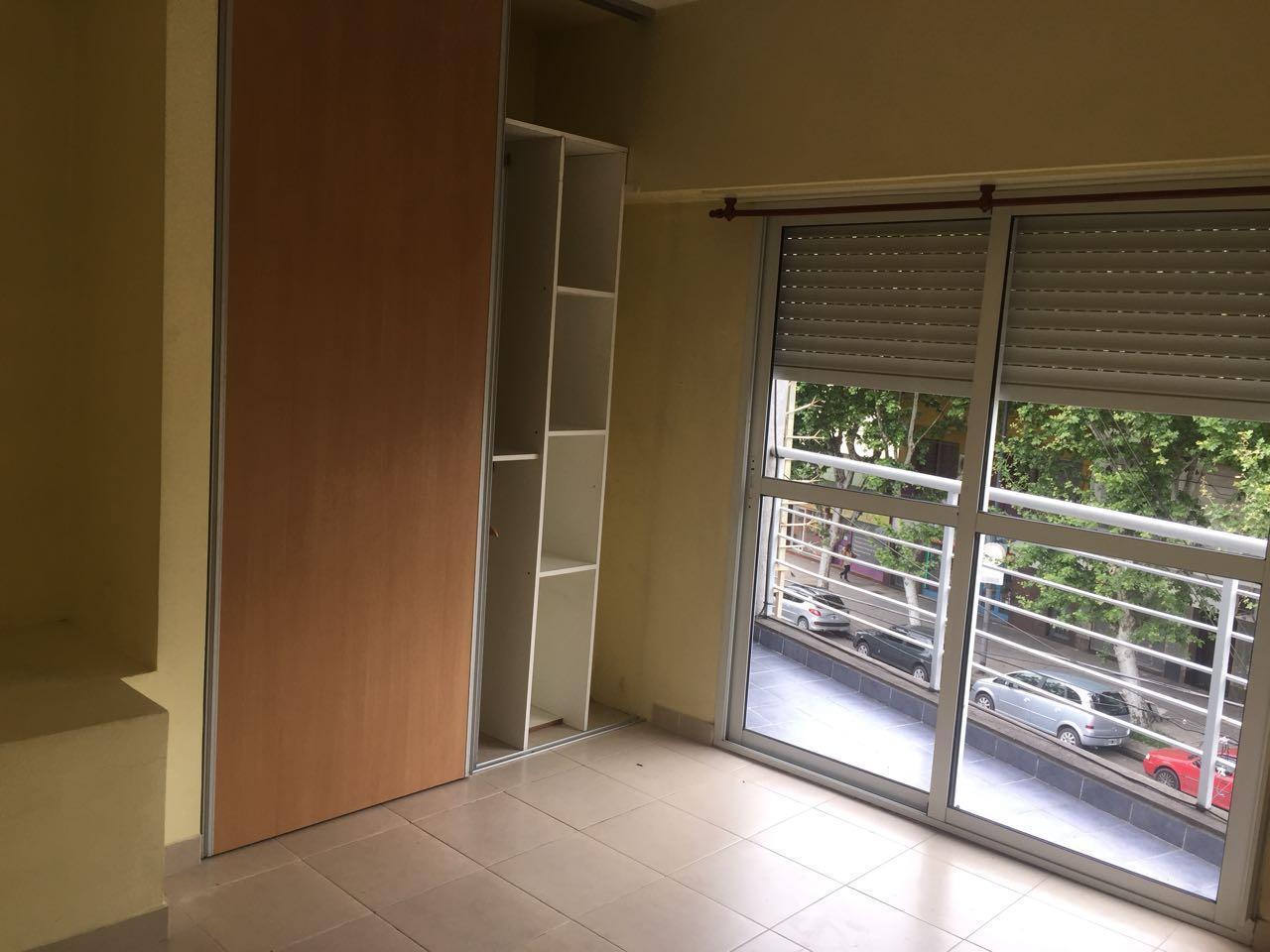 Foto de ALquiler PH 2 Ambientes tipo duplex en LIniers, imagen 5