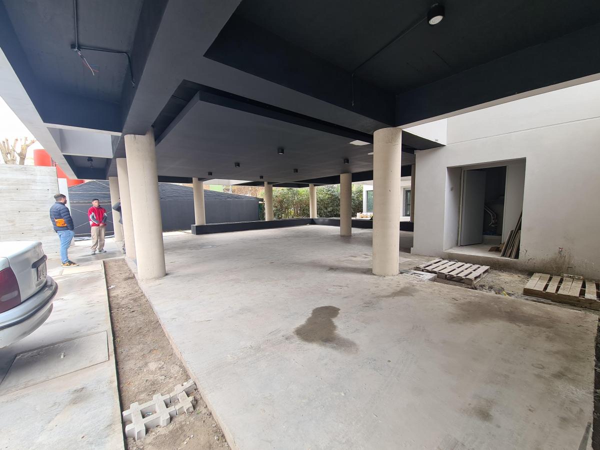 Venta Dpto 2 Dorm. y Cochera, de Categoria con Amenities 2