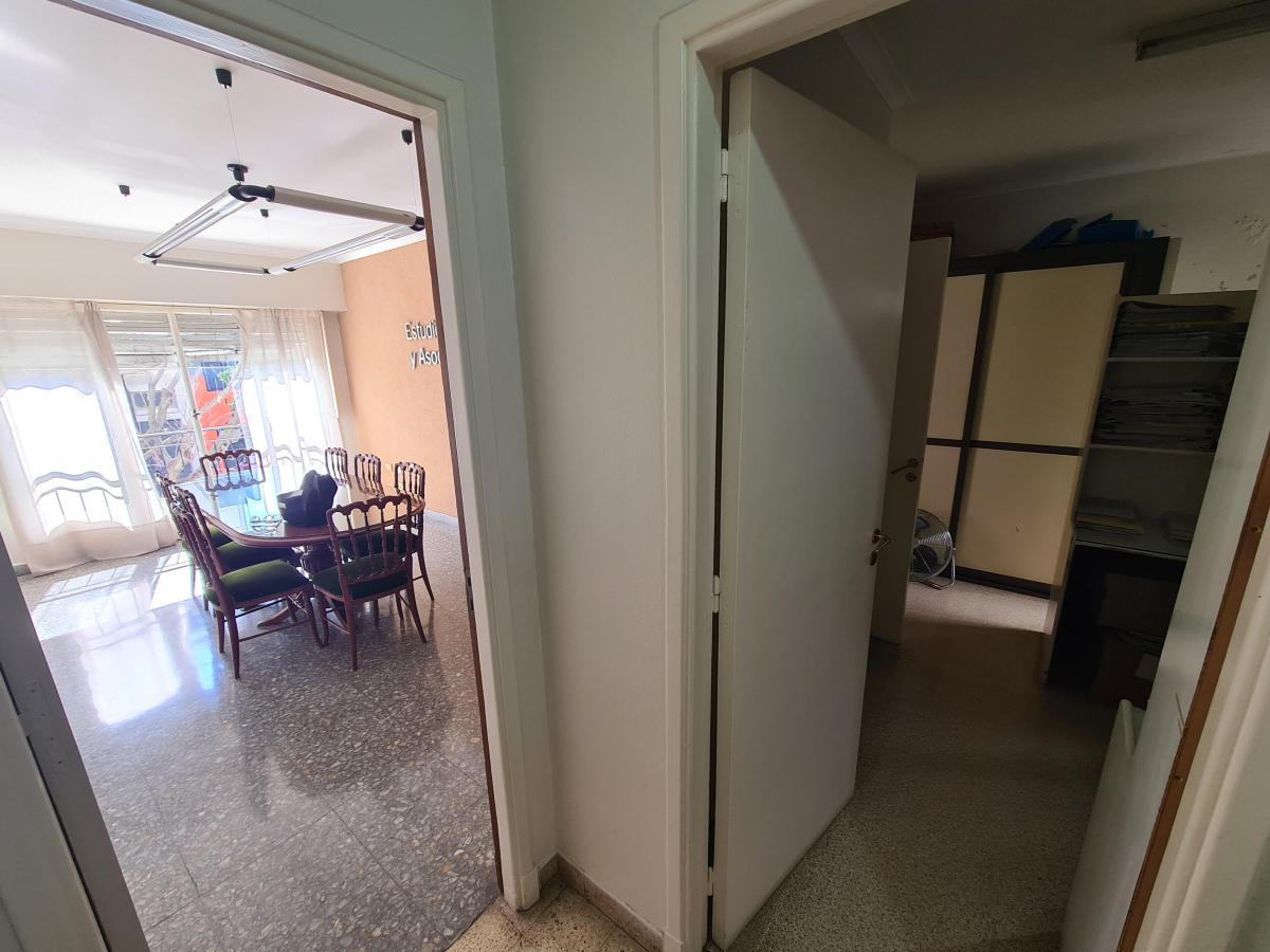 En Venta Importante Dpto Apto Destino Comercial o Vivienda, 47 E/ 11 y 12 1
