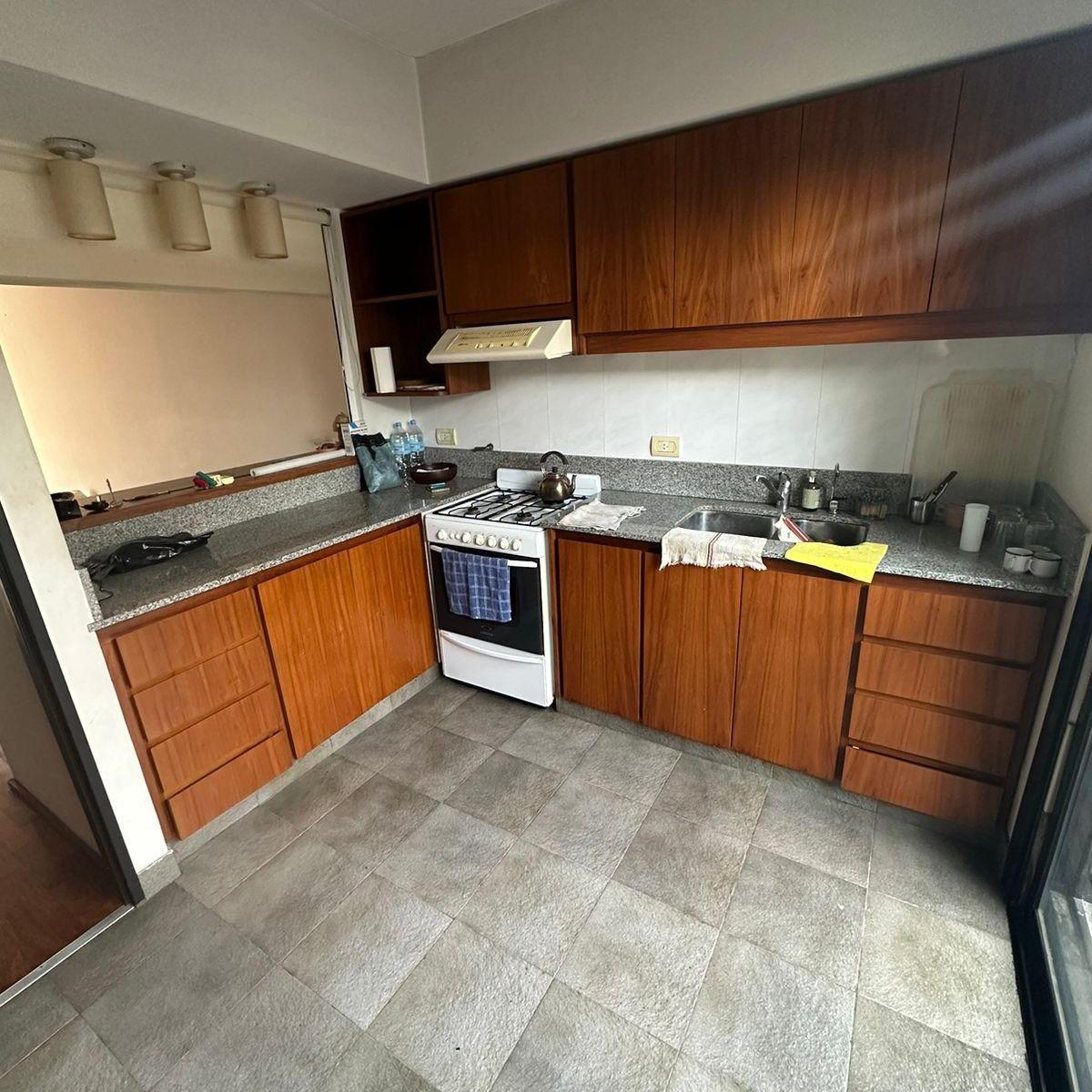 Foto de EXCELENTE TRIPLEX EN VENTA DE 2 DORM. DE CATEGORIA. 39 E/ 2 Y 3, imagen 4