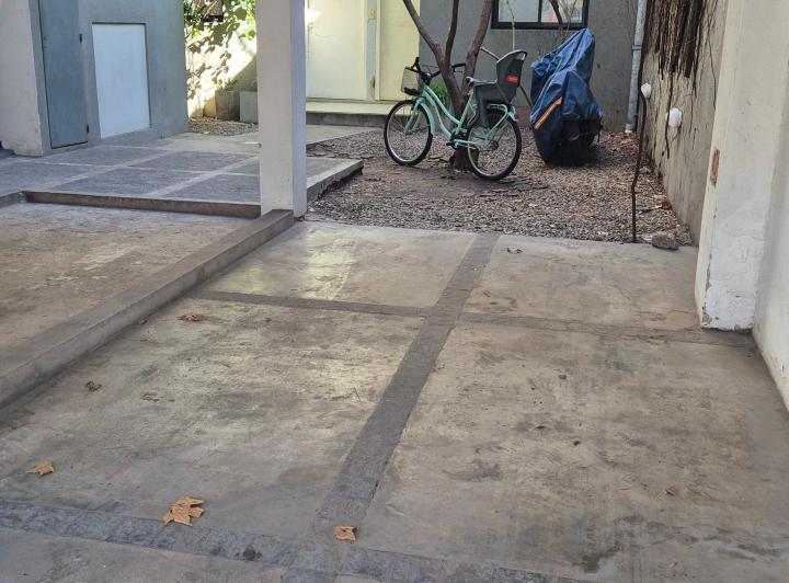 Alquiler depto 1 dorm tipo duplex con patio en 11/63  2