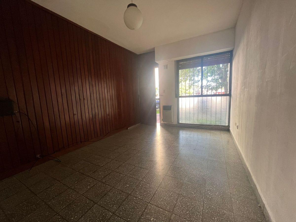 Foto de SE ALQUILA DEPARTAMENTO 2 DORMITORIOS. UBICADO EN CALLE 64 Y 12. PARQUE SAAVEDRA, imagen 3