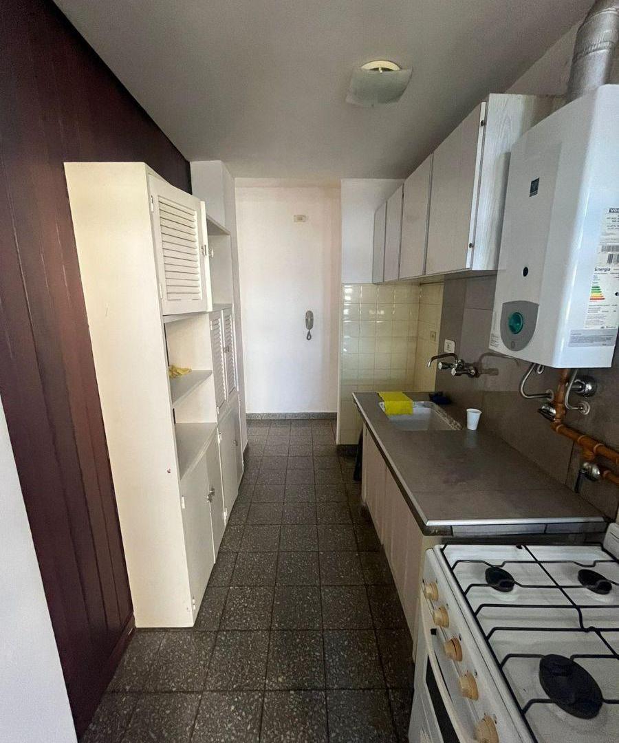 Foto de SE ALQUILA DEPARTAMENTO 2 DORMITORIOS. UBICADO EN CALLE 64 Y 12. PARQUE SAAVEDRA, imagen 4