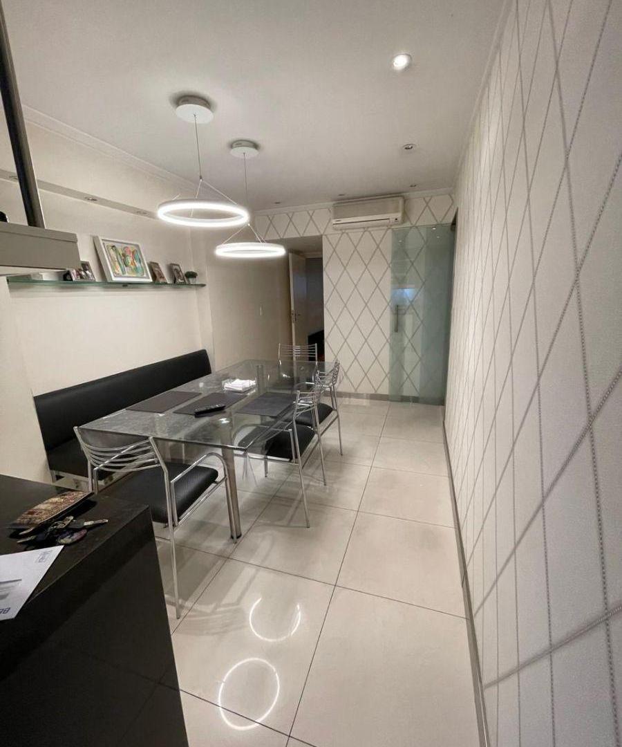 Foto de Fabuloso 4 amb. al frente con balcón. Suite con vestidor,cochera, imagen 4