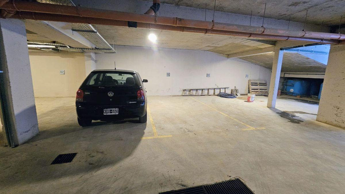 Foto de VENTA COCHERA SUBSUELO CENTRO TIGRE, 12 MTS2, imagen 1