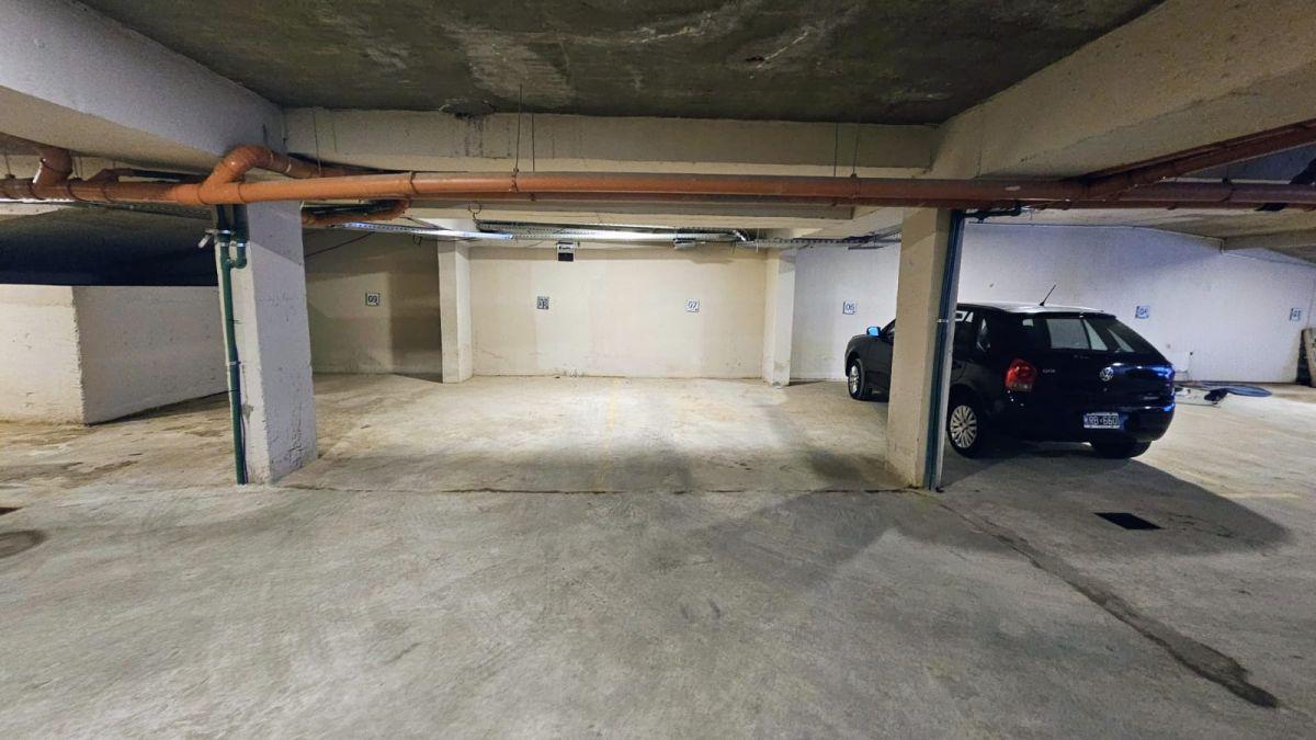 Foto de VENTA COCHERA SUBSUELO CENTRO TIGRE, 12 MTS2, imagen 5