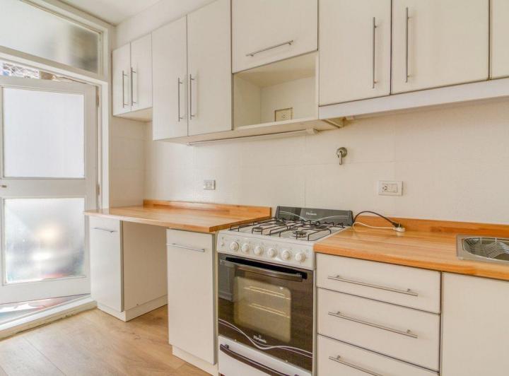 Venta de departamento 2  amb. amplio en Avellaneda 3