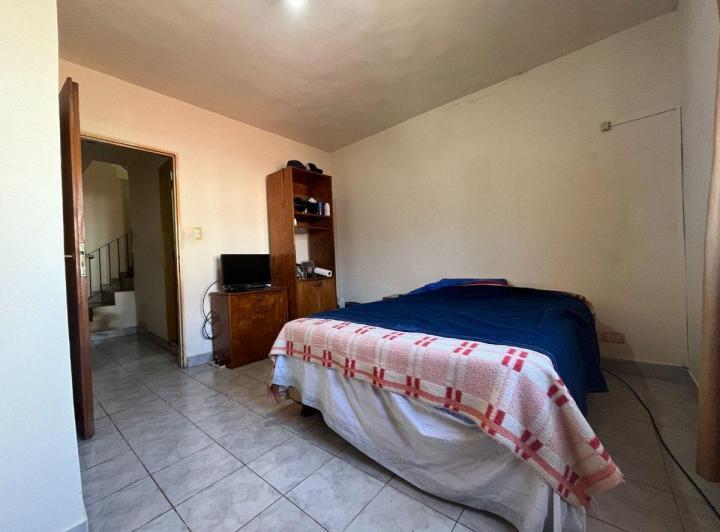 VENTA PH 5 AMBIENTES FLORES 5