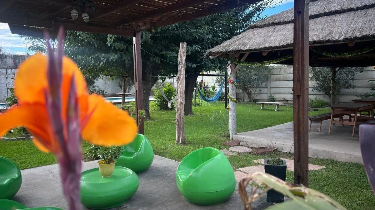 ALQUILER TEMPORAL EN DEL VISO PISCINA PARRILLA 5