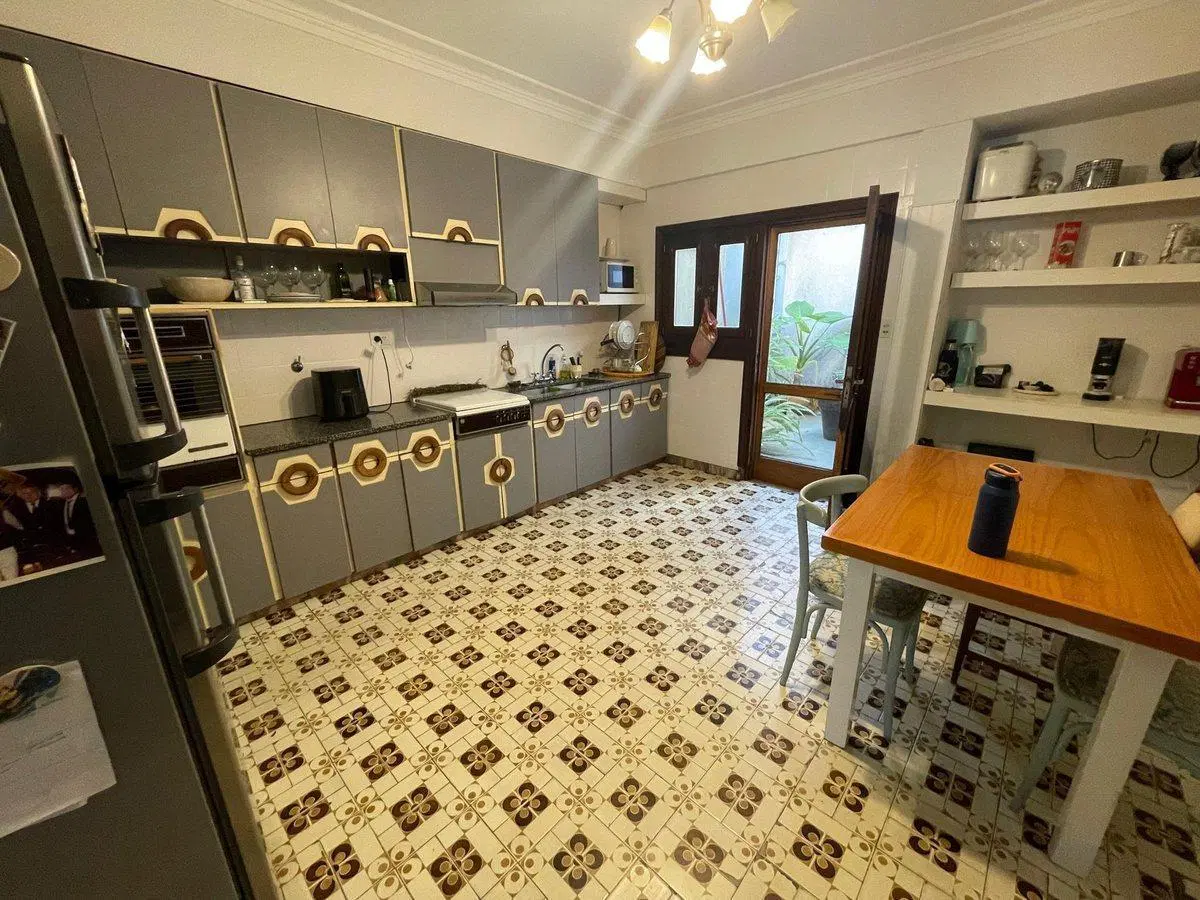 VENTA LOCAL (420M2) EN TIGRE CENTRO  AV CAZON 3