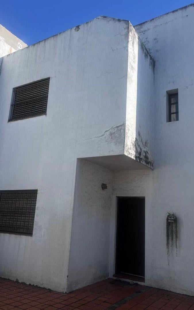 VENTA CASA 4 AMBIENTES EN BOEDO