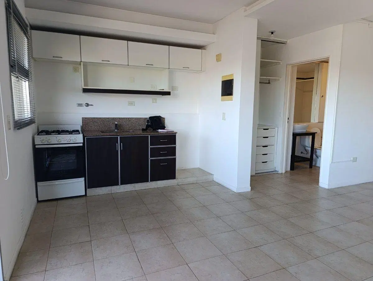 Departamento en Alquiler con balcón en Tigre 2