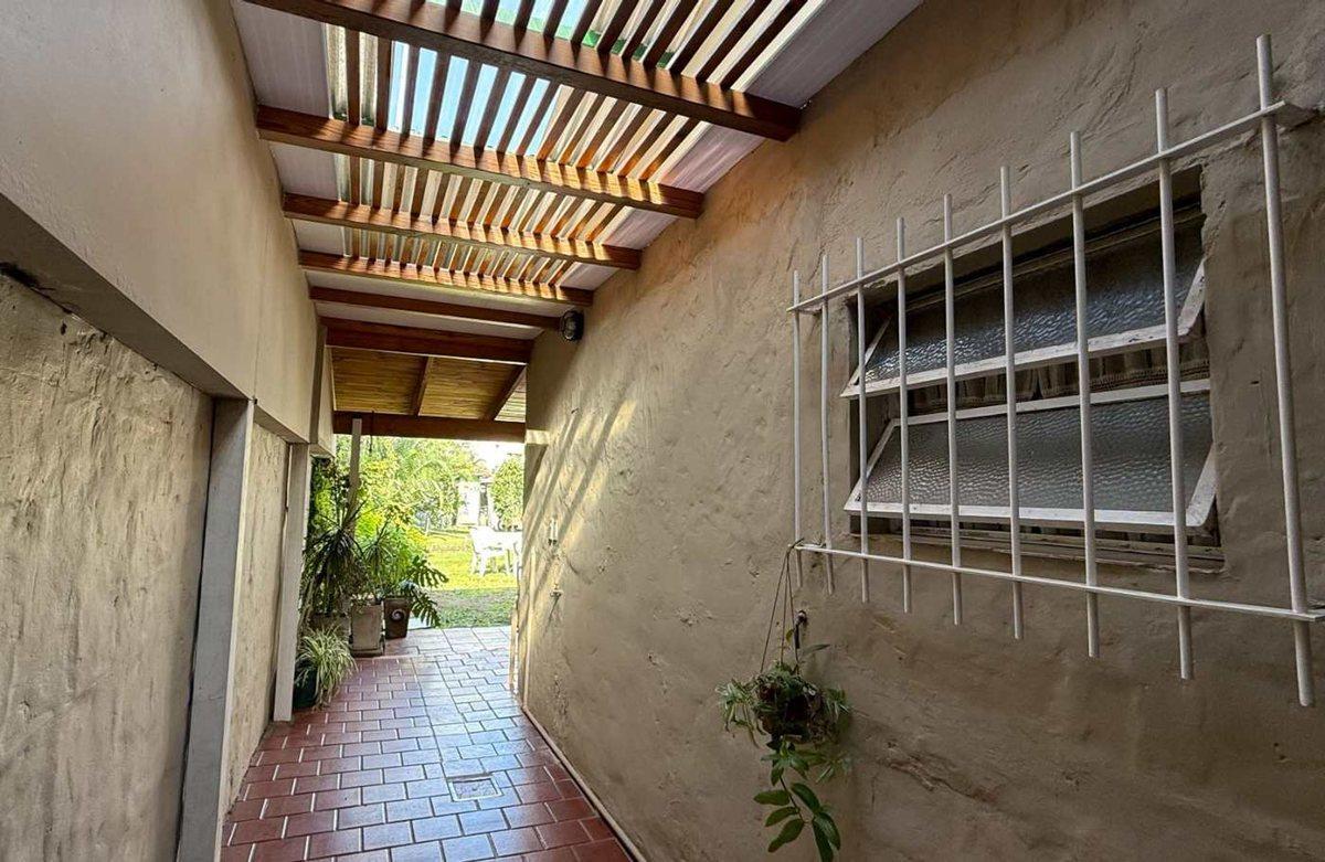 Venta Escobar CENTRO | 2 Locales + Vivienda
