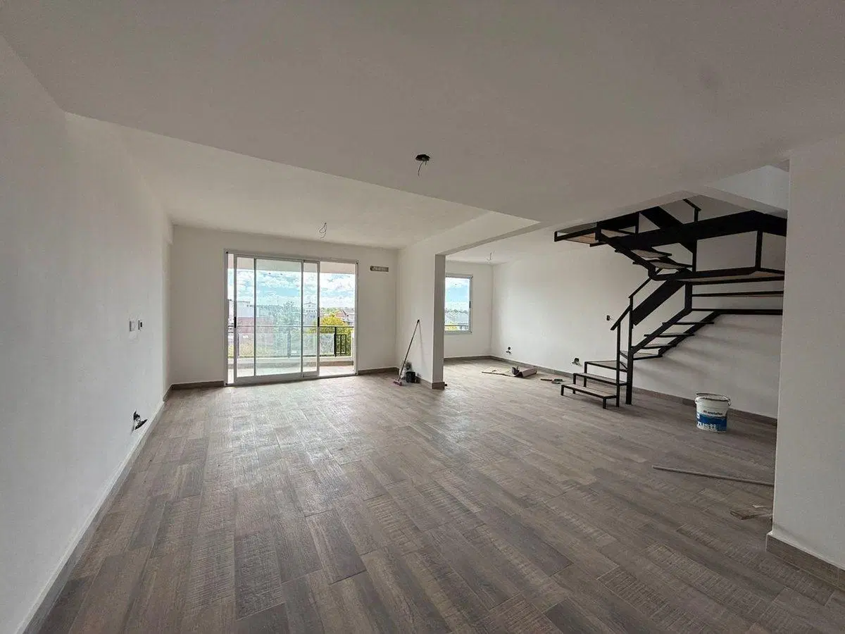 VENTA DUPLEX 4 AMBIENTES DOBLE COCHERA EN TIGRE 3
