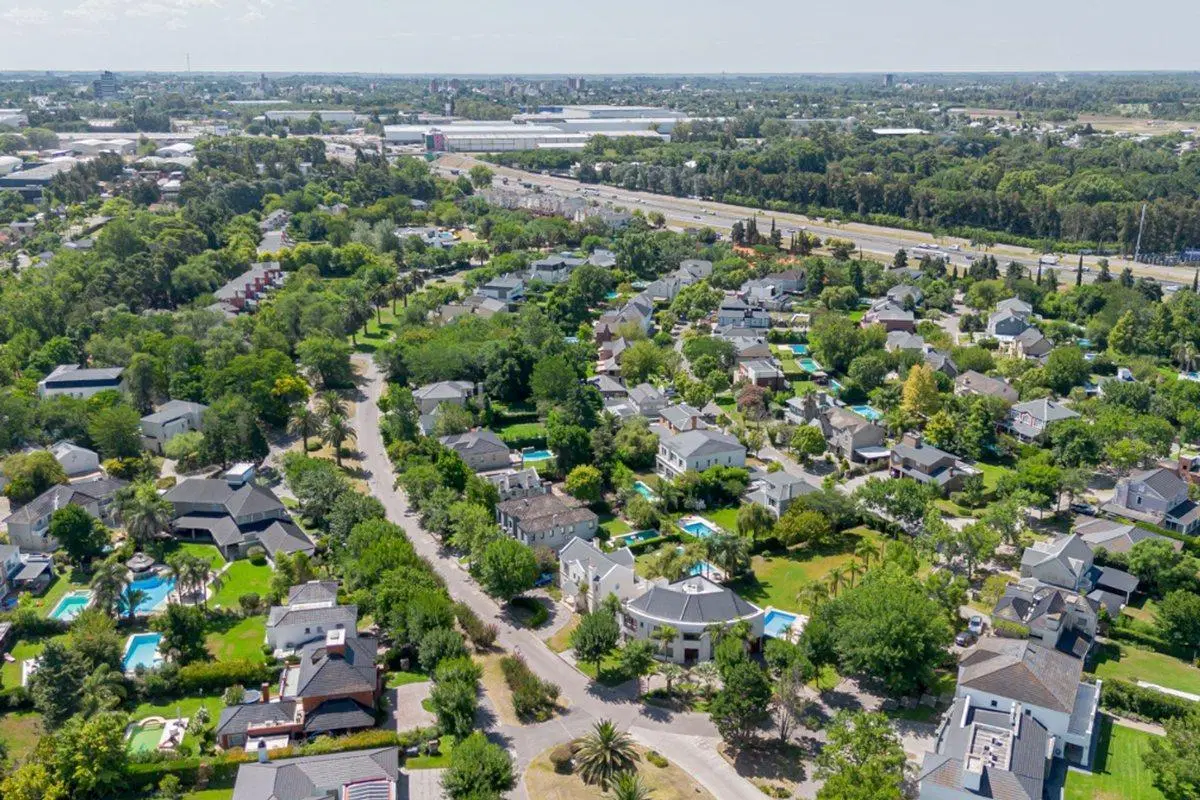 Venta Lote central Barrio Septiembre en Escobar 5