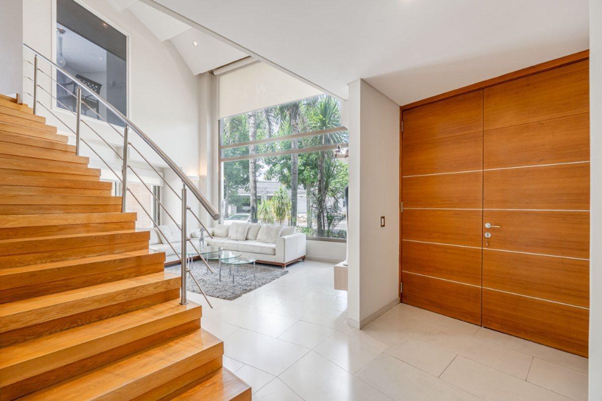 Casa en Venta 6 ambientes en Barrio Septiembre