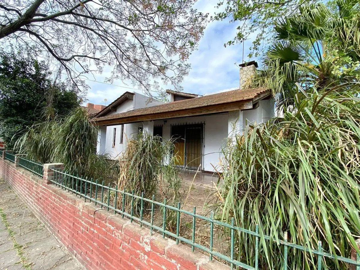Casa en Venta 4 ambientes en Escobar Centro 2