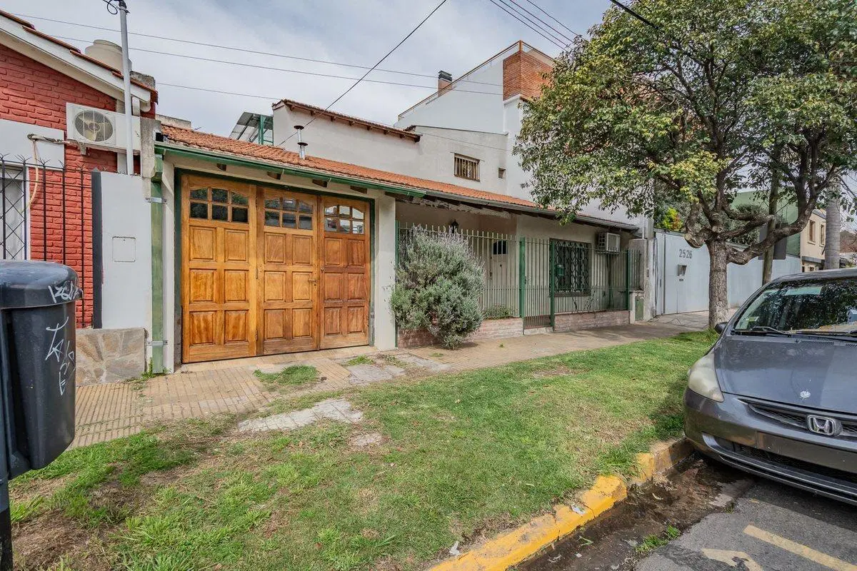 Venta casa 4 amb Escritorio Playroom Olivos 2