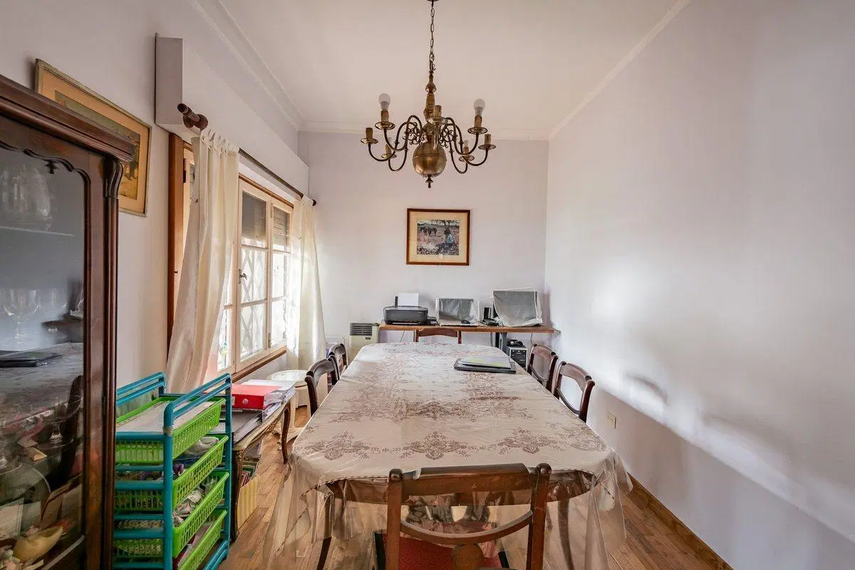 Venta casa 4 amb Escritorio Playroom Olivos 8