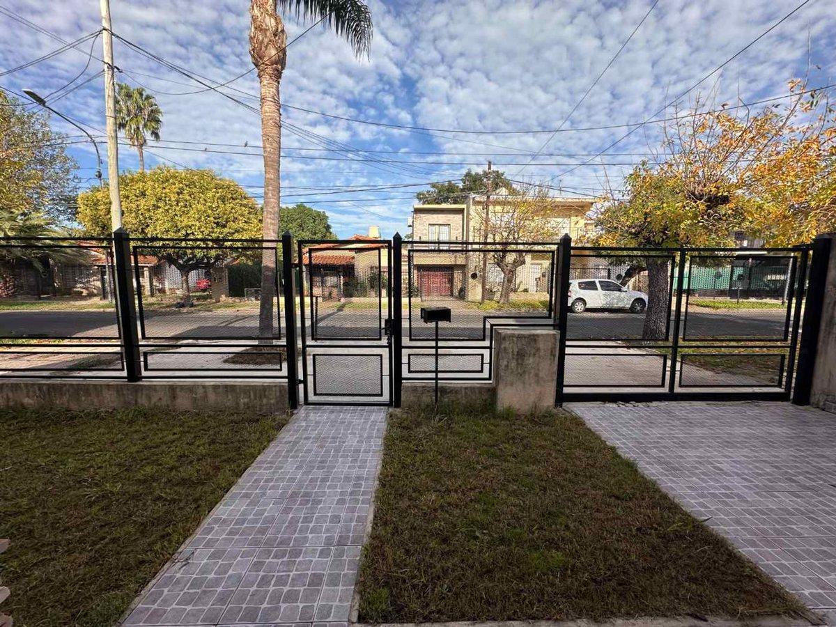 VENTA CASA 4 AMB EN PACHECO TIGRE APTO CREDITO