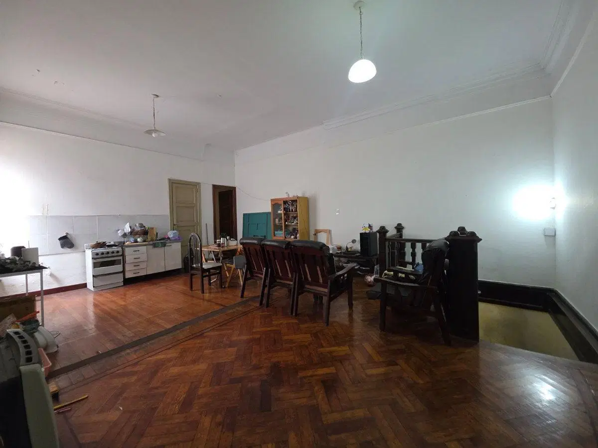 VENTA CASA MULTIFAMILIAR EN FLORES 2