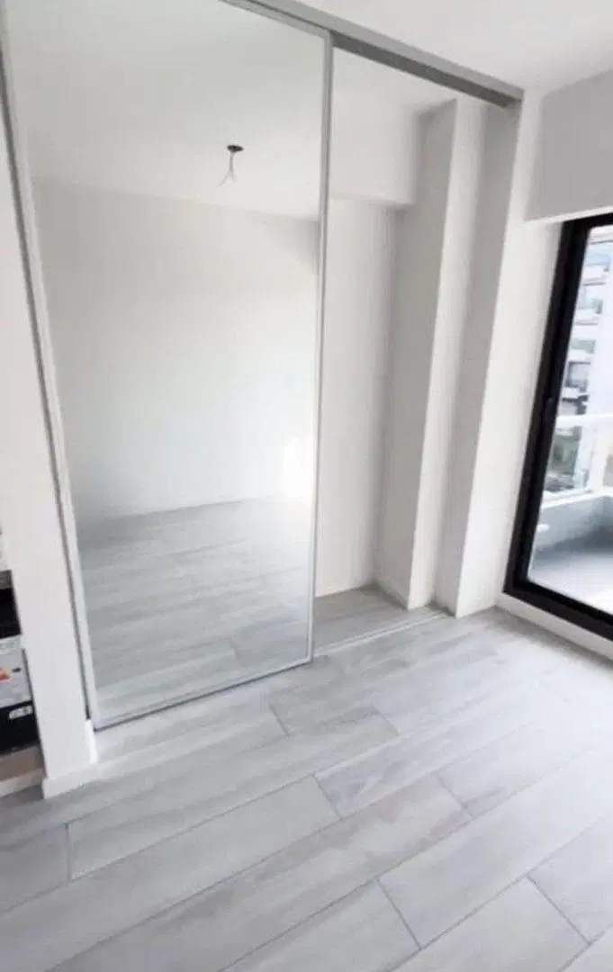 VENTA DEPARTAMENTO EN NUÑEZ AL FRENTE CON BALCÓN 3