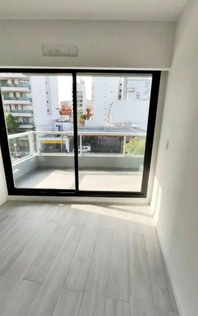 VENTA DEPARTAMENTO EN NUÑEZ AL FRENTE CON BALCÓN 5