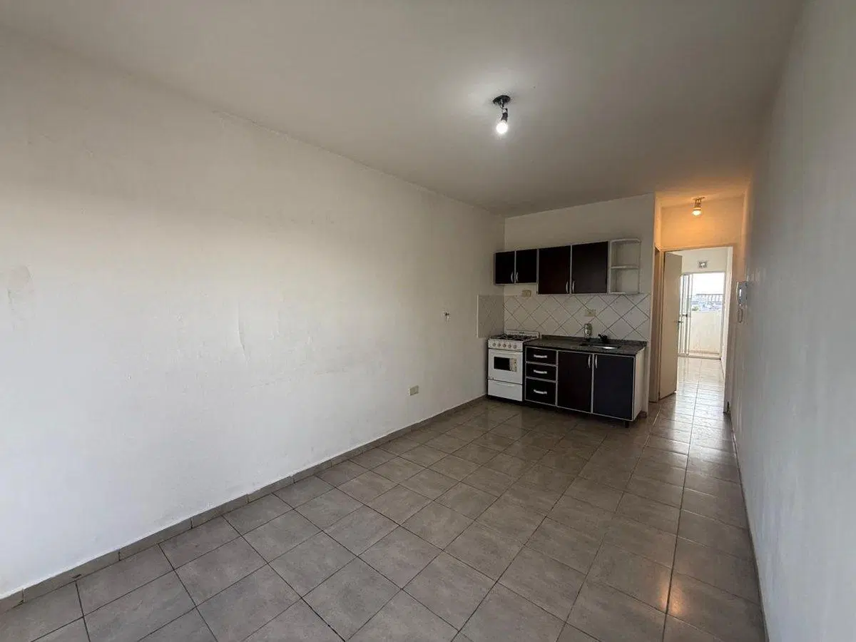 VENTA DEPARTAMENTO 2 AMBIENTES EN RAMOS MEJIA 4